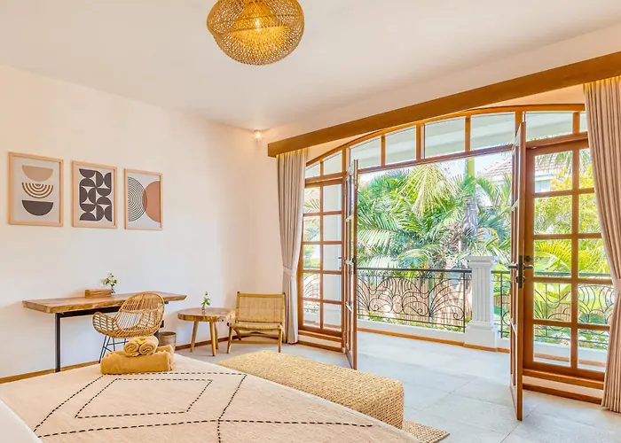 Villa San Diego: Brand New 4bdr *